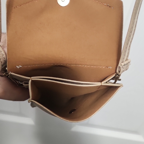 Beige Crossbody Bag with Tassel - Picture 4 of 4